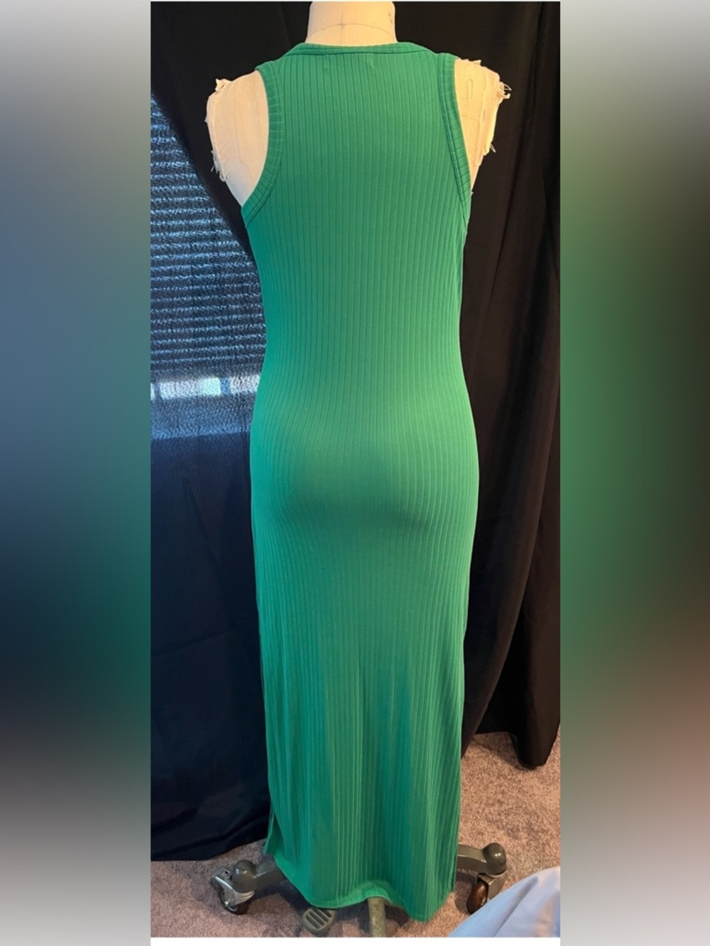 Sleeveless Ribbed Maxi Dress in Emerald Green - Picture 2 of 4